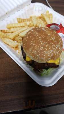 Grand Seven Food Liquor & Deli