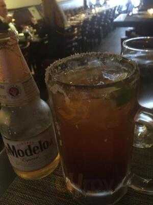 Two Lizards Mexican Bar & Grill