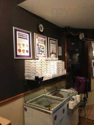Insomnia Cookies