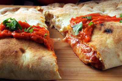 Sweet Basil Pizzeria