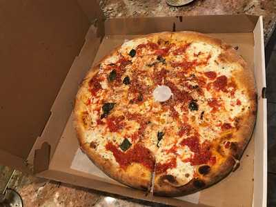 Sweet Basil Pizzeria