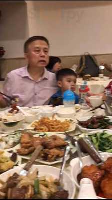 Lai's Garden Restaurant