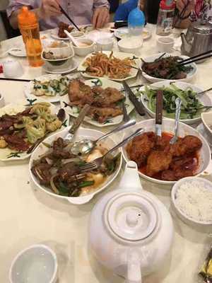 Lai's Garden Restaurant