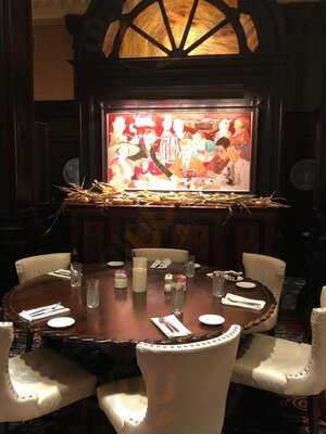 Lobby Bar At The Algonquin Hotel