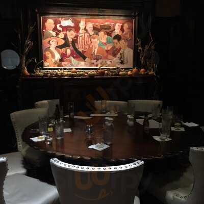 Lobby Bar At The Algonquin Hotel