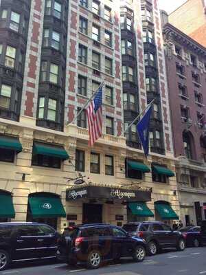 Lobby Bar At The Algonquin Hotel