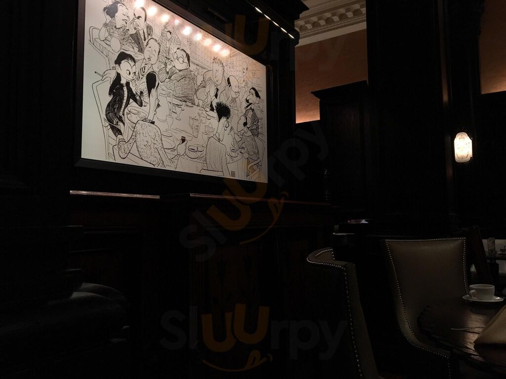 Lobby Bar At The Algonquin Hotel