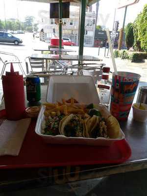 Tom's Number 5 Chiliburgers