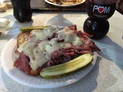 Strokos Gourmet Deli