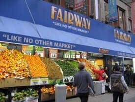 Barnes & Noble Book Store & Cafe