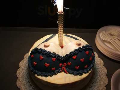 Zero Degrees Karaoke Bar