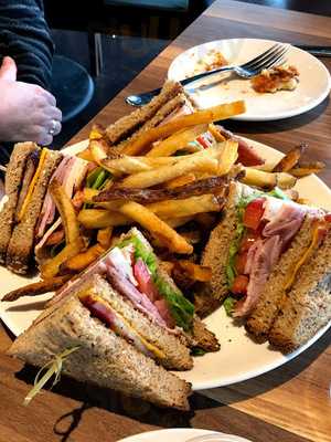 Friendship On The Lake