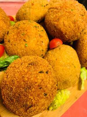 Itzu's Kosher Restaurant