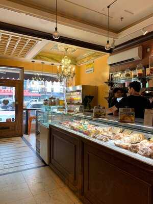 Ceci Cela Patisserie