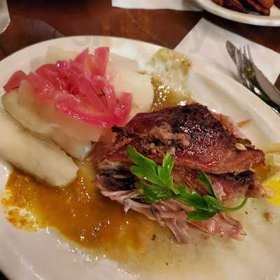 564 Grand Restaurant