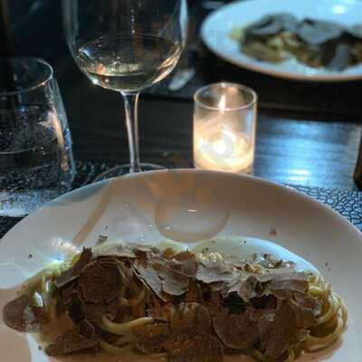 Oak Tuscan Truffle Lounge