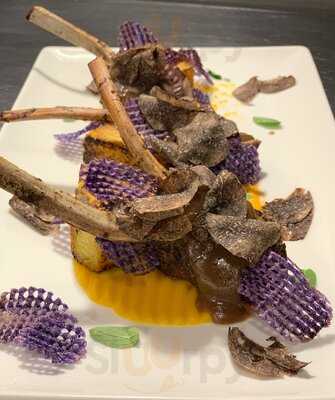 Oak Tuscan Truffle Lounge