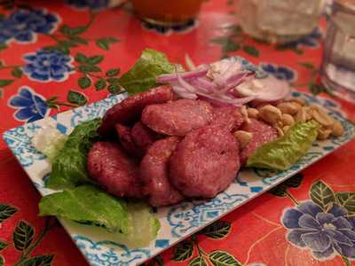 Look By Plant Love House