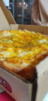 Diala Pizza