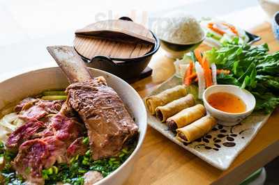 Em Vietnamese Kitchen