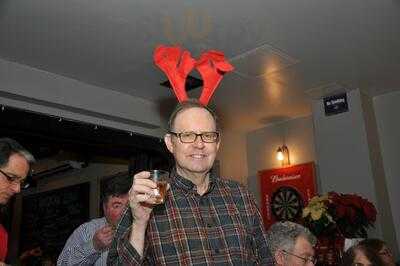 American Retro Bar And Grill