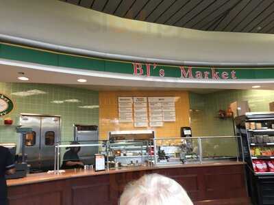 Bj's Market & Bakery
