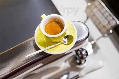 Three Seat Espresso & Barber