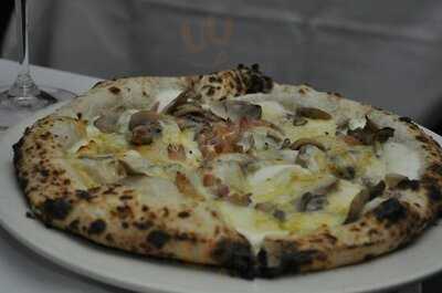 La Pizza Fresca Ristorante