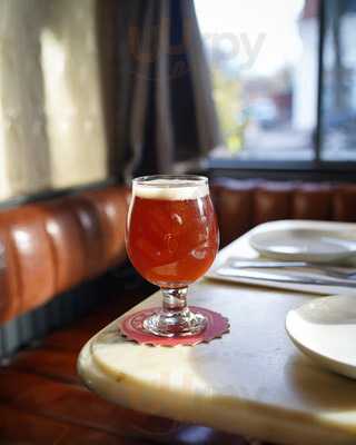 419 Myrtle Restaurant