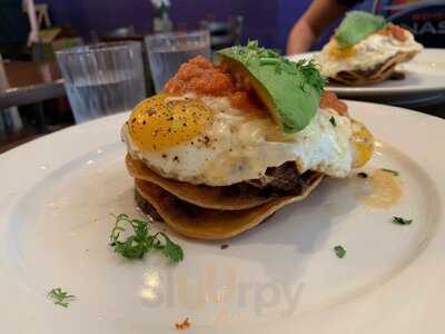 Cascalote Latin Bistro