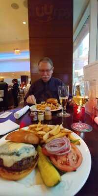 Broadway 49 Bar & Lounge