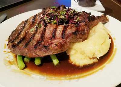 Broadway 49 Bar & Lounge