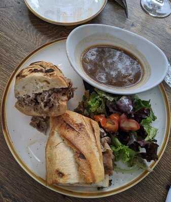 Handcraft Kitchen & Cocktails