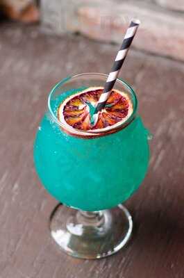 Handcraft Kitchen & Cocktails