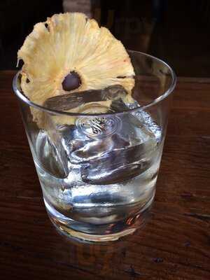 Handcraft Kitchen & Cocktails