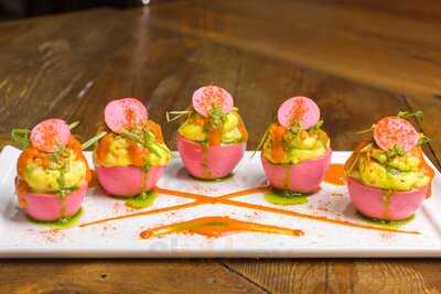 Handcraft Kitchen & Cocktails