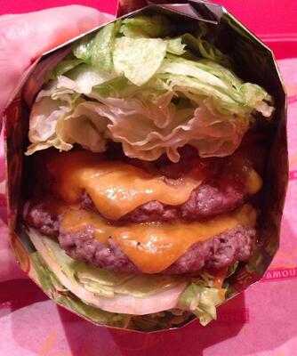 Lucky's Famous Burgers