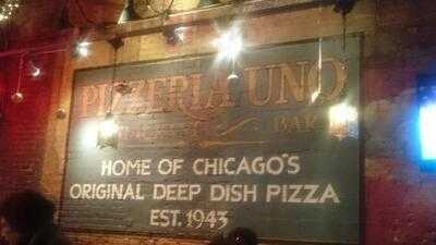Pizzeria Uno Chicago - E. 86th