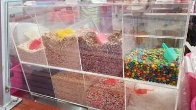 Scoops Ice Cream And Yogurt