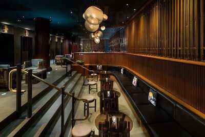 Forty Four Lounge And Restaurant