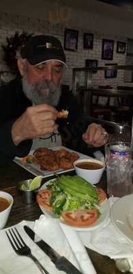 El Nuevo Caridad Restaurant