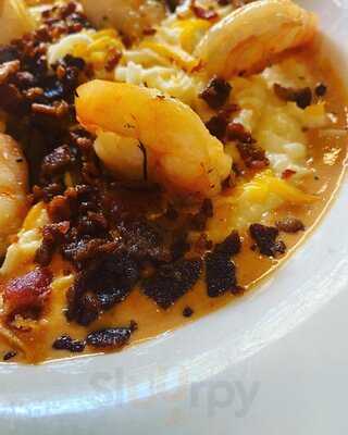 Chocolat Restaurant & Bar