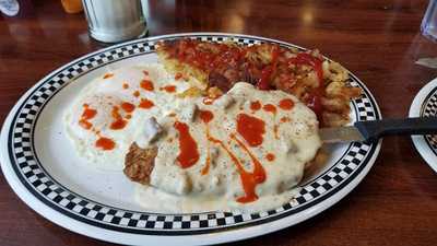 A & T Pancake House And Grill