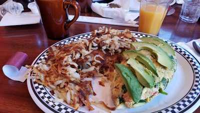 A & T Pancake House And Grill