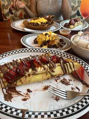 A & T Pancake House And Grill