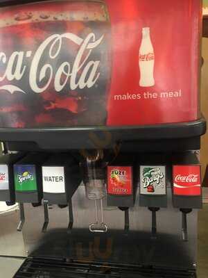 Big Mama's And Papa's Pizzeria