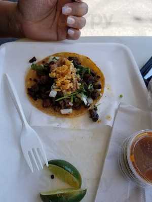 Taqueria Los Comales