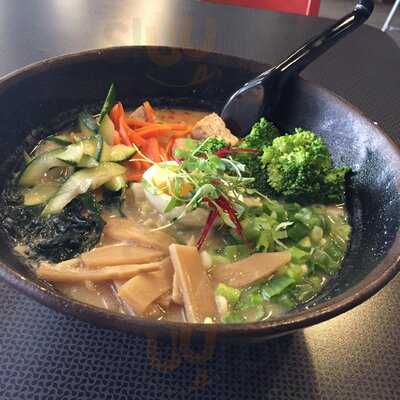 Kameya Ramen & Sushi