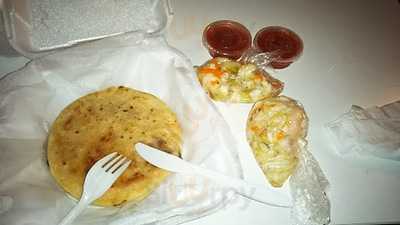 El Salsabor Restaurant