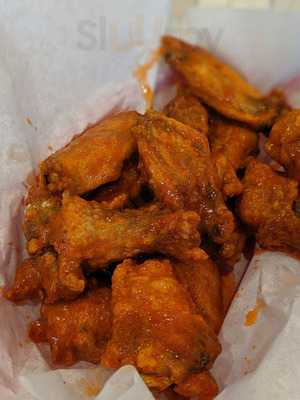 Hot Wings Cafe